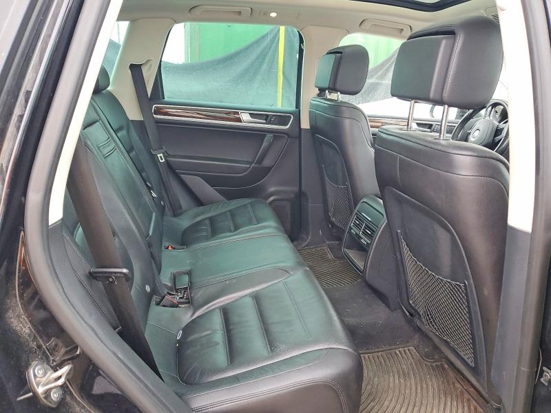 Photo 11 from auction – 2016 VOLKSWAGEN TOUAREG TD with VIN WVGEP9BP9GD002666