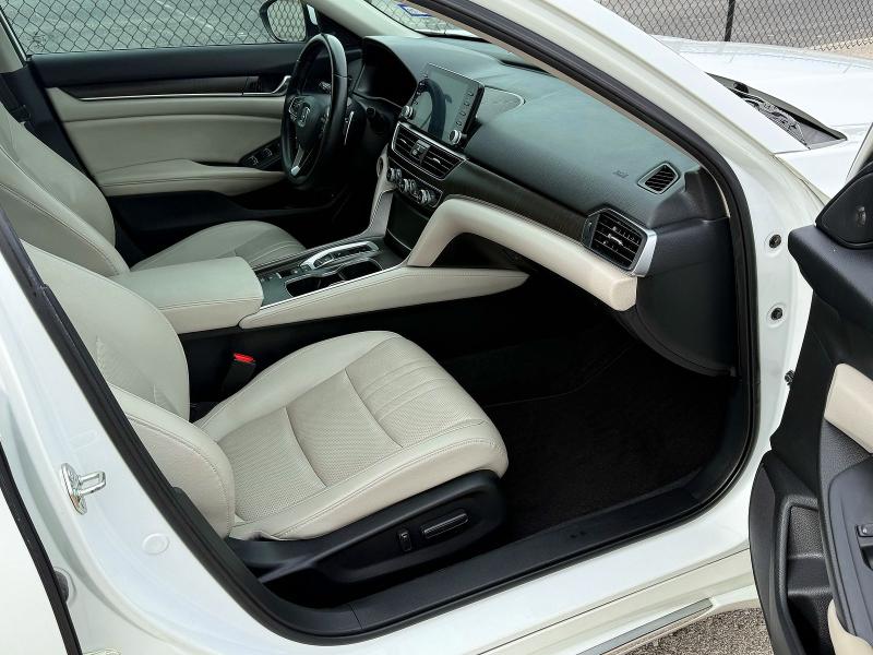 Photo 5 from auction – 2018 HONDA ACCORD with VIN 1HGCV3F56JA016039