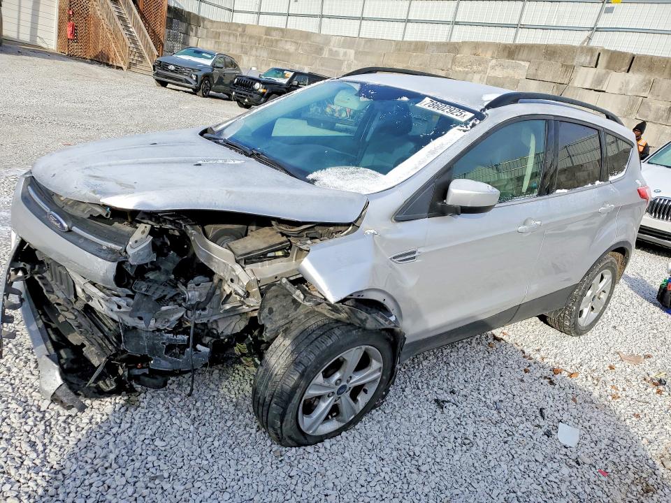 FORD ESCAPE 2016 с VIN 1FMCU9GX1GUA50784 - Фото с аукциона