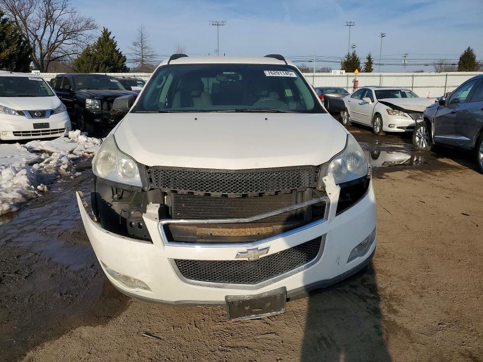 Photo 5 from auction – 2012 CHEVROLET TRAVERSE with VIN 1GNKRFEDXCJ391970