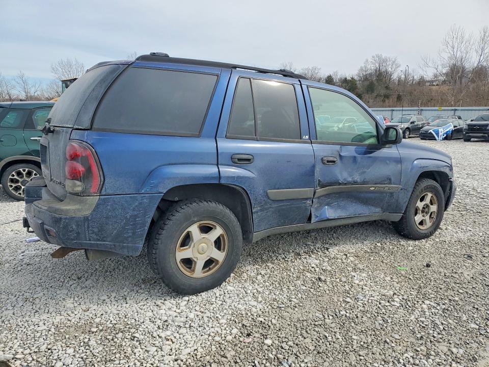 Photo 3 from auction – 2003 CHEVROLET TRAILBLAZER with VIN 1GNDT13S732142390