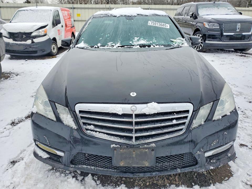 Photo 5 from auction – 2012 MERCEDES-BENZ E-CLASS with VIN WDDHF8JB5CA621075