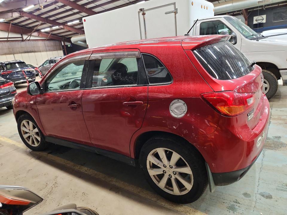 Photo 2 from auction – 2014 MITSUBISHI OUTLANDER with VIN 4A4AP3AU6EE017942