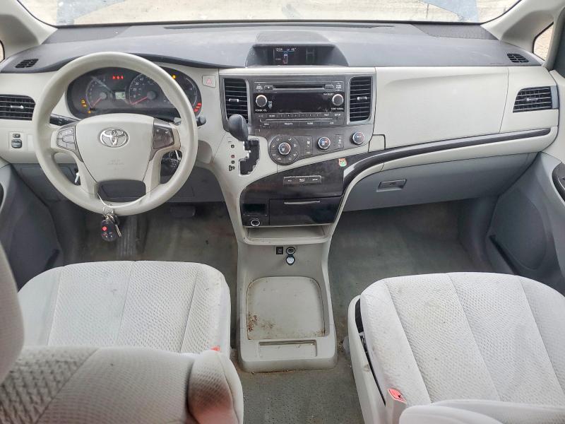 Photo 8 from auction – 2011 TOYOTA SIENNA BAS with VIN 5TDKA3DC6BS008566