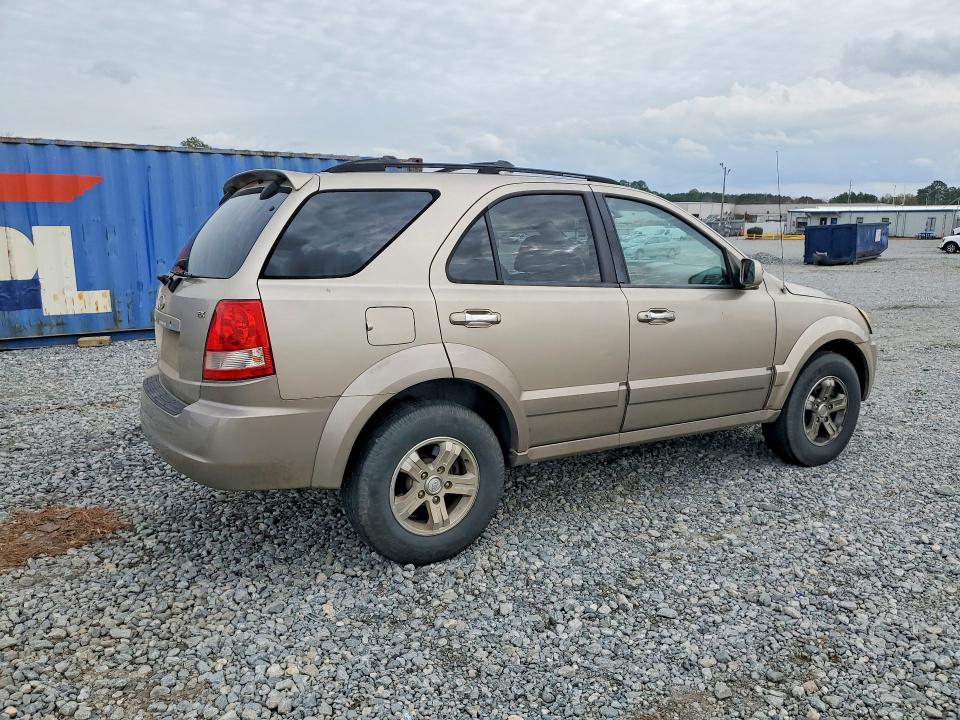 Photo 3 from auction – 2006 KIA SORENTO with VIN KNDJD733365503038