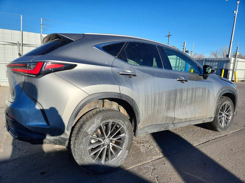 Photo 3 from auction – 2022 LEXUS NX 350H with VIN 2T2AKCEZ6NC002822