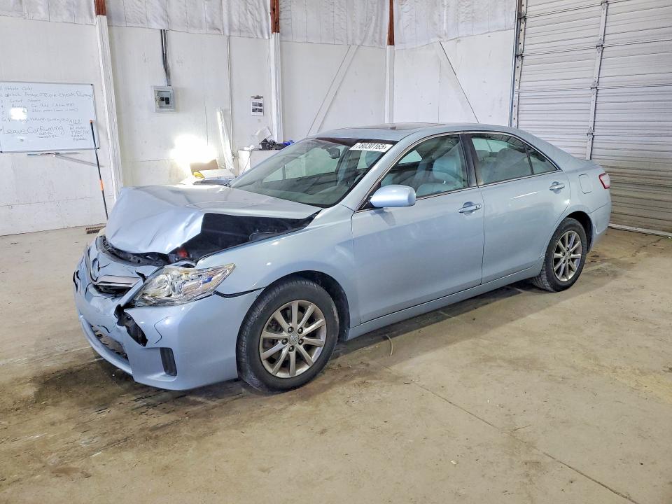 TOYOTA CAMRY 2011 with VIN 4T1BB3EK3BU131526 - Photo from auction