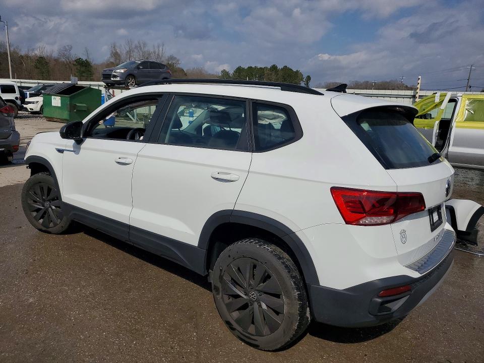 Photo 2 from auction – 2024 VOLKSWAGEN TAOS with VIN 3VV5X7B22RM085315