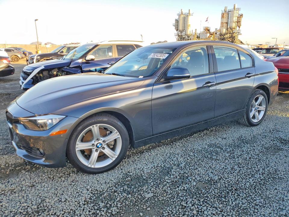 BMW 328 2015 with VIN WBA3C1C57FK123841 - Photo from auction