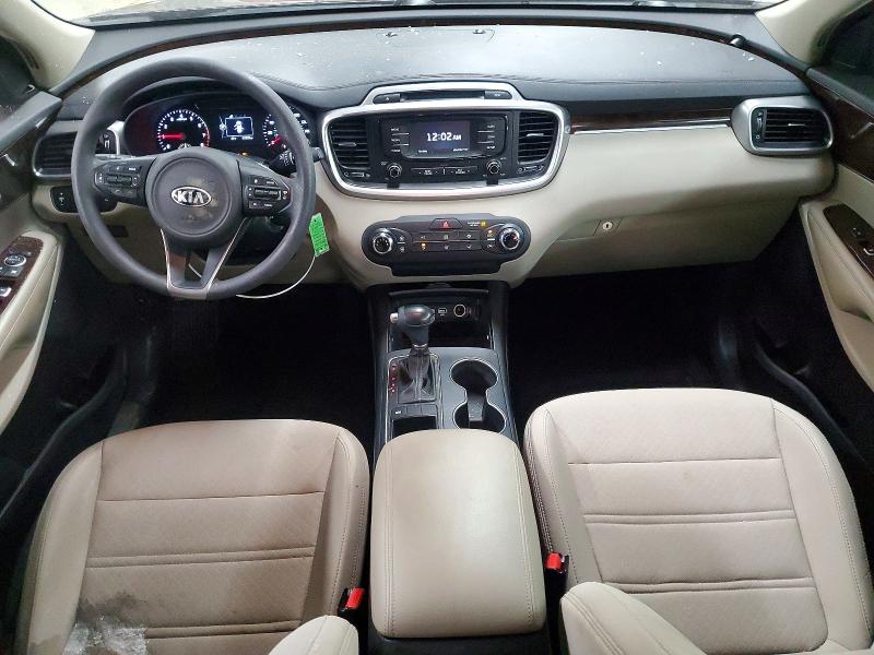 Photo 8 from auction – 2016 KIA SORENTO with VIN 5XYPG4A37GG080573