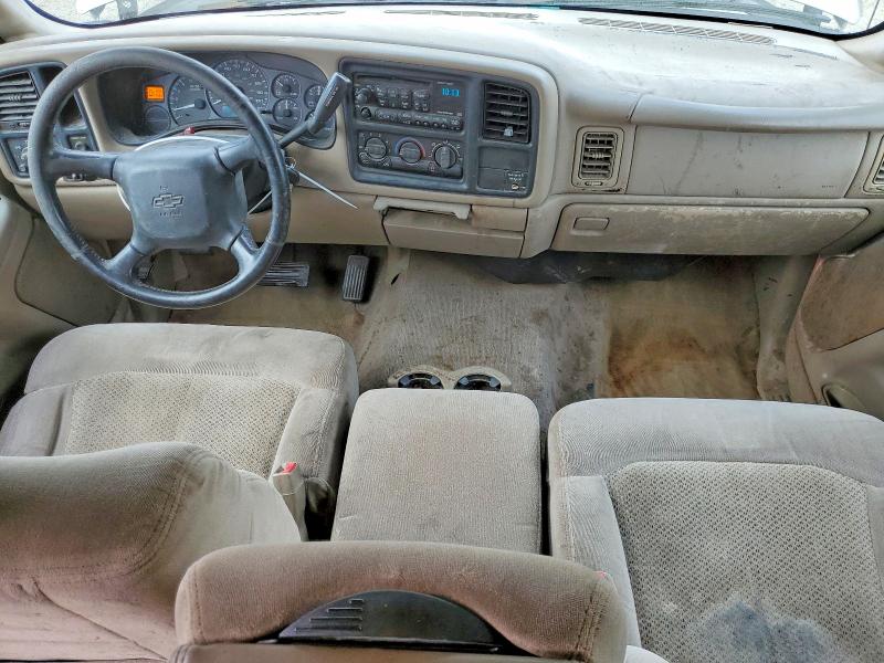 Photo 8 from auction – 2002 CHEVROLET SILVERADO with VIN 2GCEC19W221197979