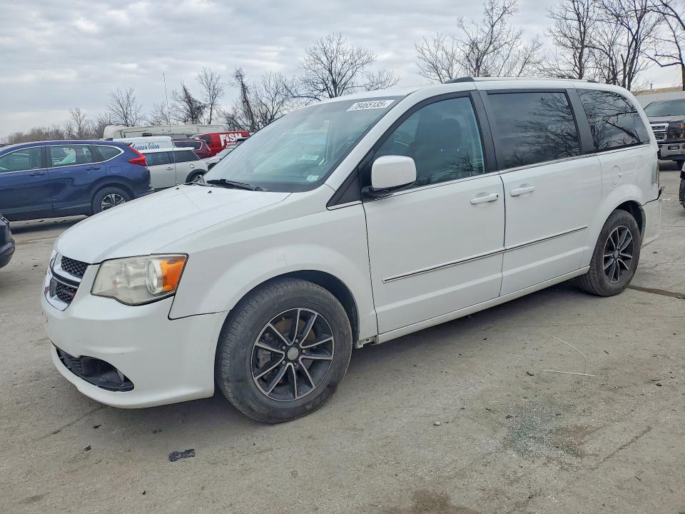 DODGE GRAND CARAVAN 2017 with VIN 2C4RDGCG1HR716114 - Photo from auction