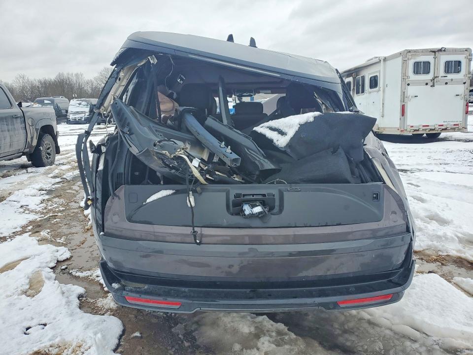Photo 6 from auction – 2023 LAND ROVER RANGE ROVER with VIN SALKP9E73PA021405