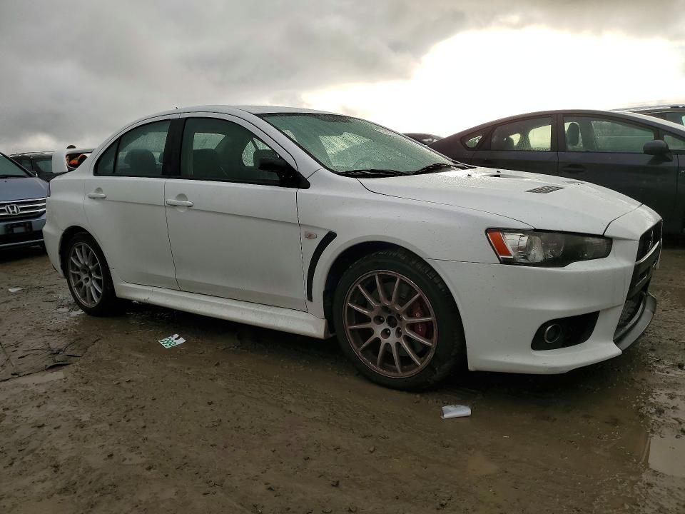 Photo 4 from auction – 2011 MITSUBISHI LANCER EVO with VIN JA32W8FV6BU011250