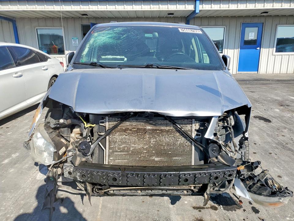 Photo 5 from auction – 2019 DODGE GRAND CARA with VIN 2C4RDGCG3KR773664