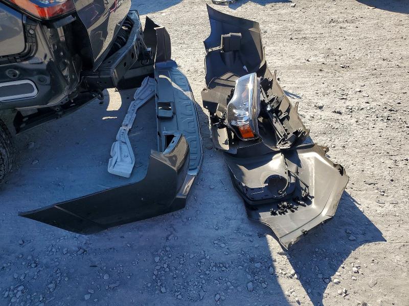 Photo 13 from auction – 2021 TOYOTA 4RUNNER SR with VIN JTEFU5JRXM5230352