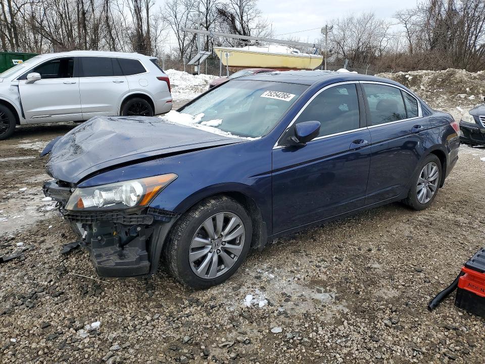 HONDA ACCORD 2012 مع رقم تعريف المركبة 1HGCP2F8XCA070686 - صورة من المزاد