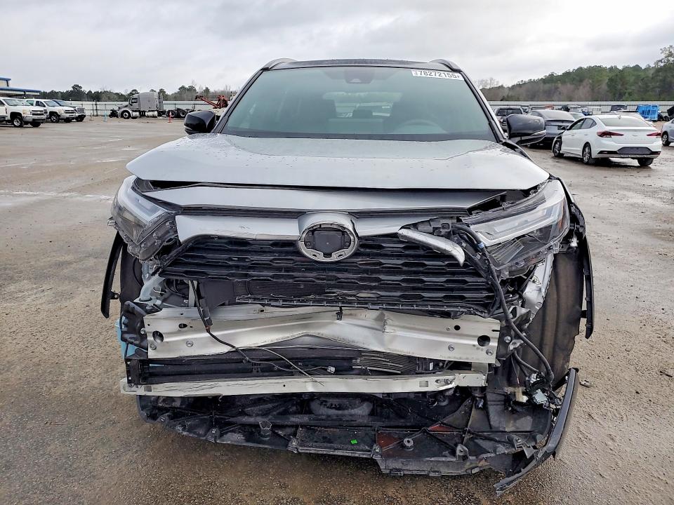 Photo 5 from auction – 2024 TOYOTA RAV4 with VIN 2T3E6RFV0RW050059