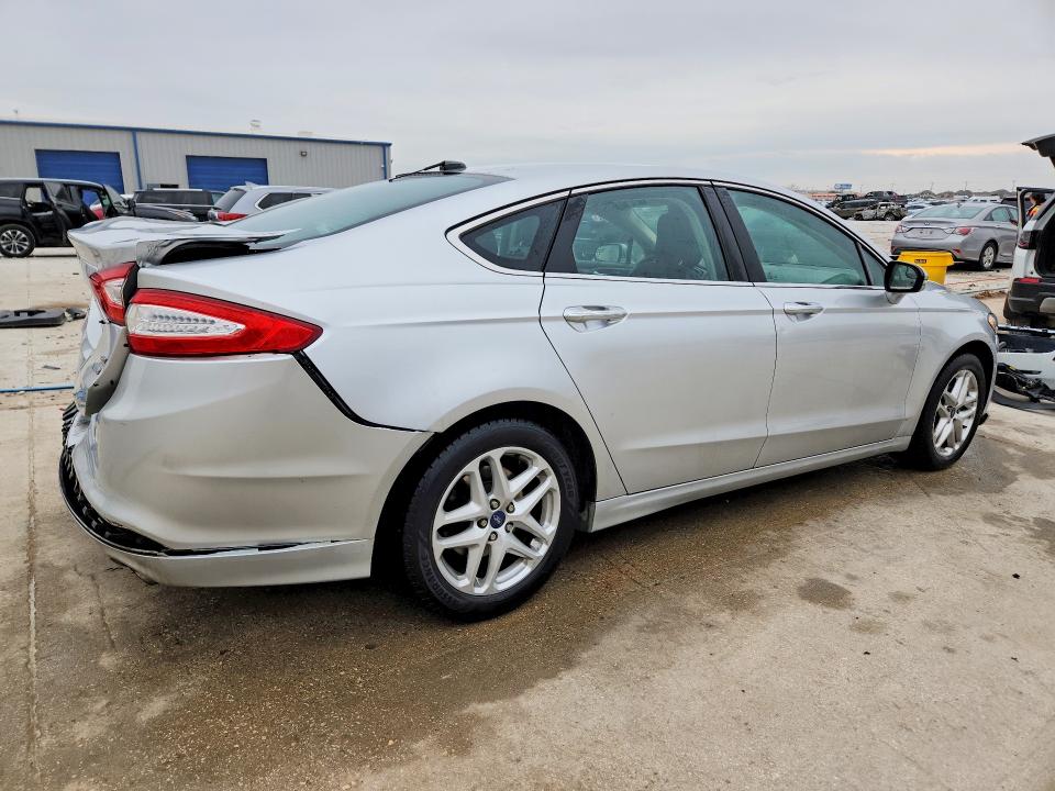 Photo 3 from auction – 2013 FORD FUSION SE with VIN 3FA6P0HR0DR385077