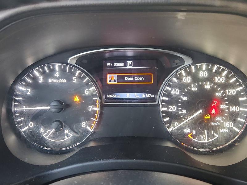 Photo 9 from auction – 2018 NISS PATHFINDER with VIN 5N1DR2MMXJC663569