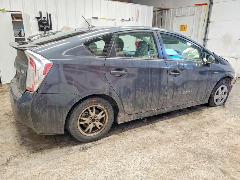 Photo 3 from auction – 2011 TOYOTA PRIUS with VIN JTDKN3DU4B0257318