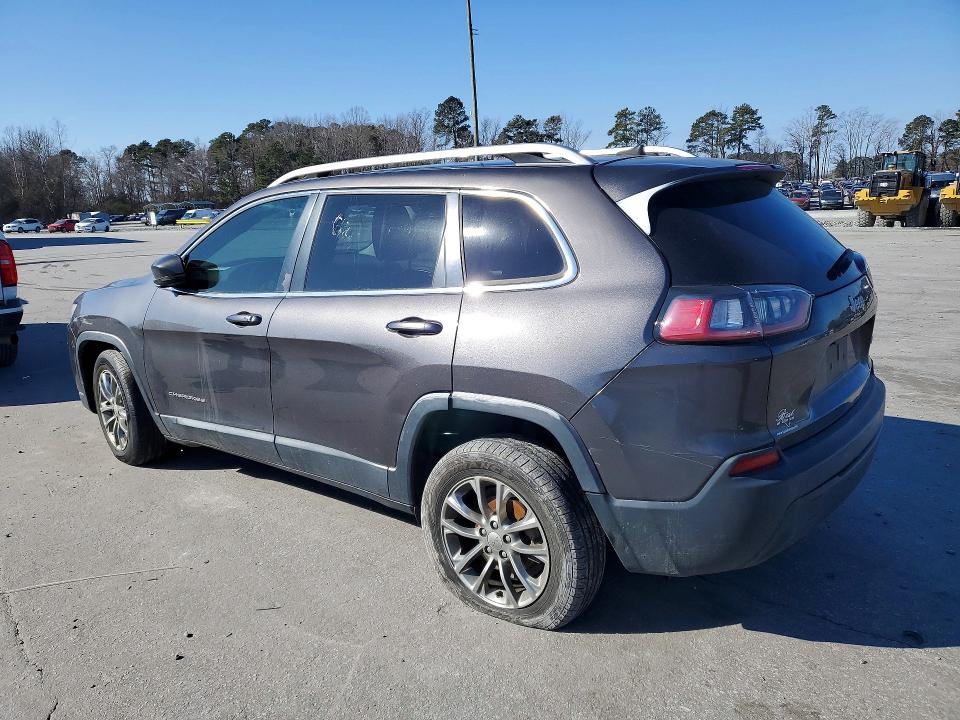 Photo 2 from auction – 2019 JEEP CHEROKEE L with VIN 1C4PJLLB2KD395921