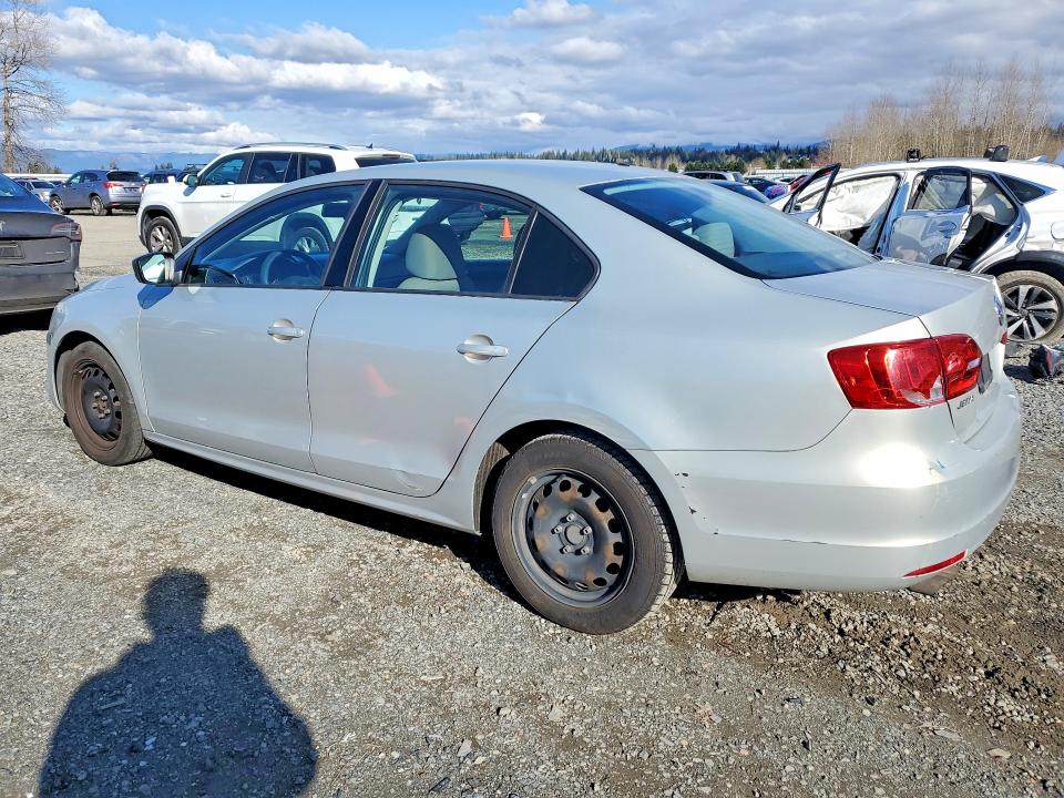 Photo 2 from auction – 2011 VOLKSWAGEN JETTA with VIN 3VW2K7AJ3BM381391