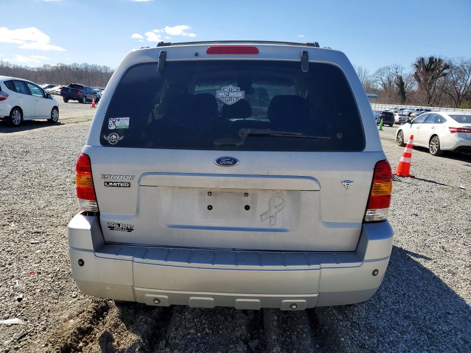 Photo 6 from auction – 2007 FORD ESCAPE with VIN 1FMCU94177KB42879