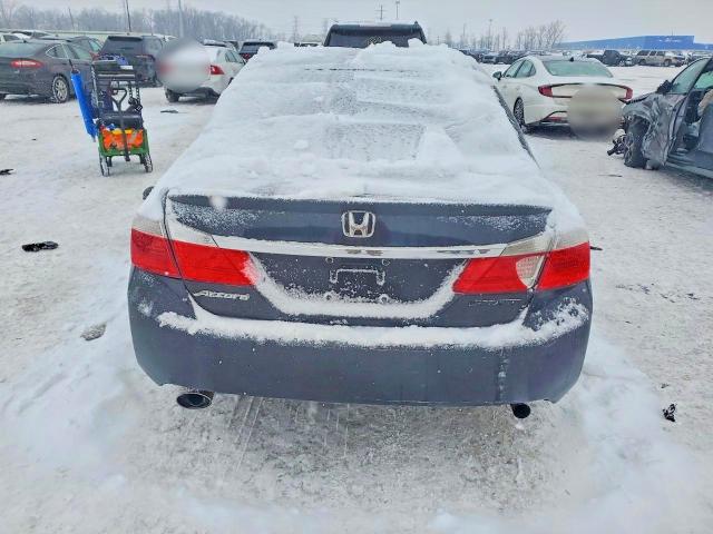 Photo 6 from auction – 2015 HONDA ACCORD with VIN 1HGCR2F51FA042540