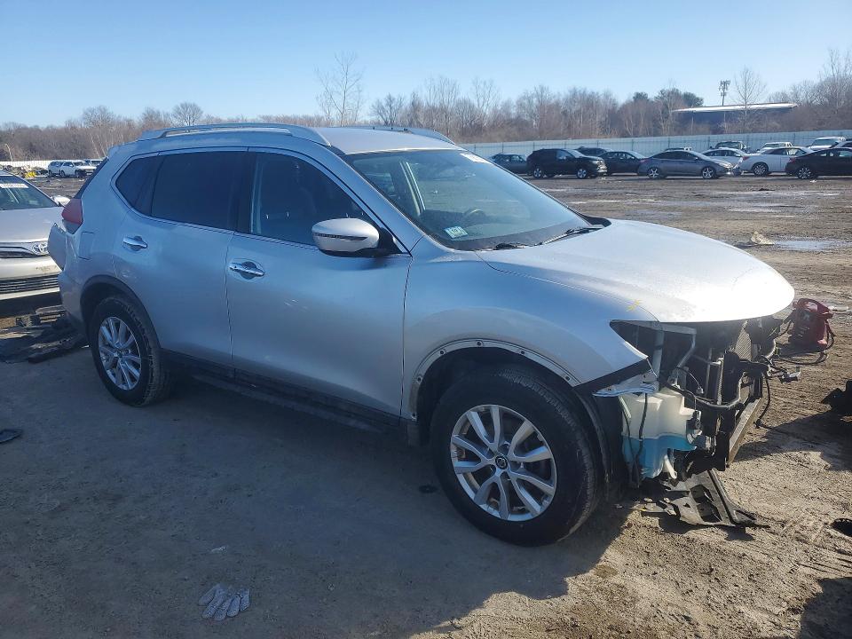 Photo 4 from auction – 2018 NISSAN ROGUE S with VIN KNMAT2MVXJP603446