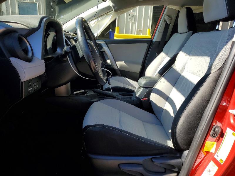 Photo 7 from auction – 2017 TOYOTA RAV4 XLE with VIN JTMWFREV9HJ118507