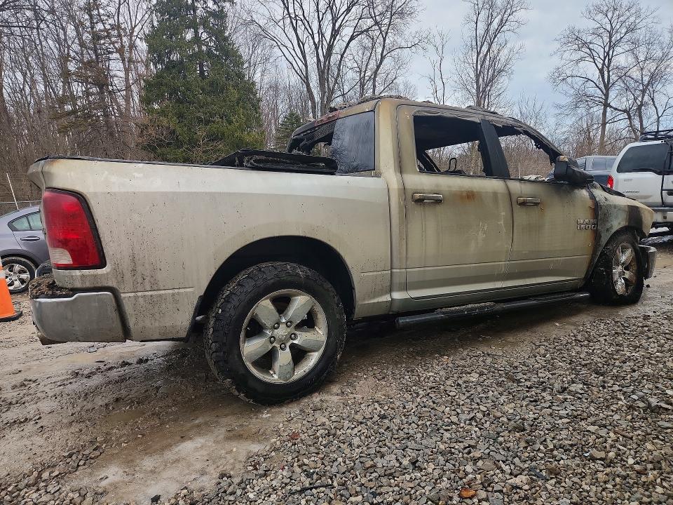 Photo 3 from auction – 2015 RAM 1500 SLT with VIN 1C6RR7LT0FS503172
