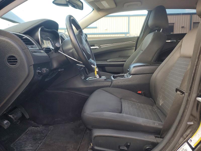 Photo 7 from auction – 2018 CHRYSLER 300 with VIN 2C3CCARG8JH279337