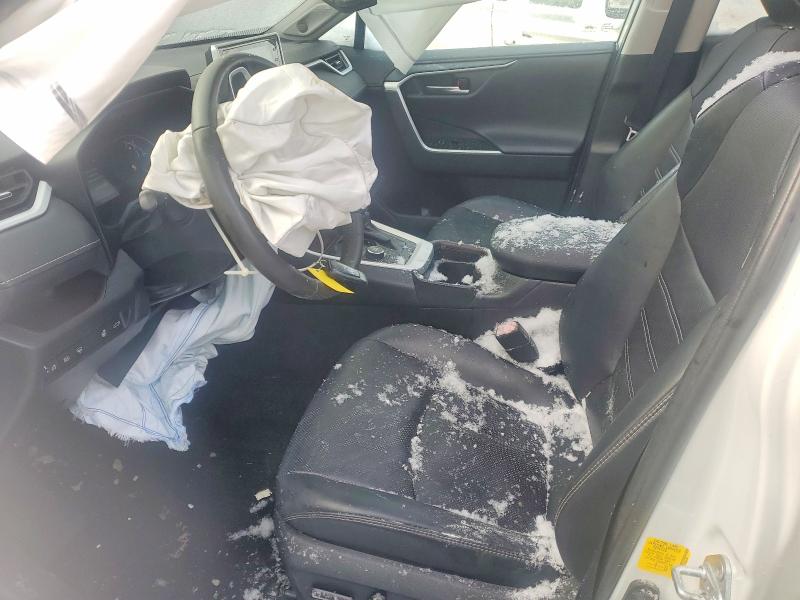 Photo 7 from auction – 2020 TOYOTA RAV4 with VIN 2T3DWRFV7LW049008