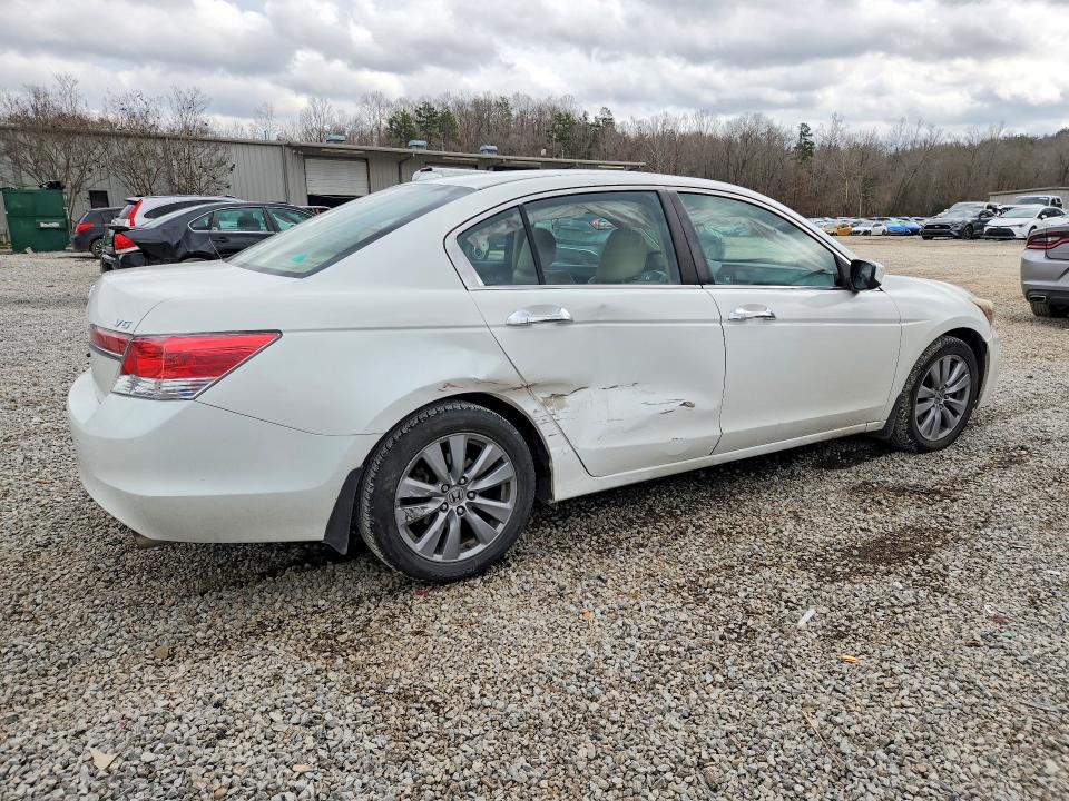 Photo 3 from auction – 2011 HONDA ACCORD with VIN 1HGCP3F89BA023489