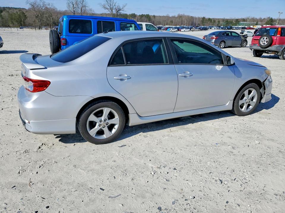 Photo 3 from auction – 2011 TOYOTA COROLLA with VIN 2T1BU4EE6BC666538