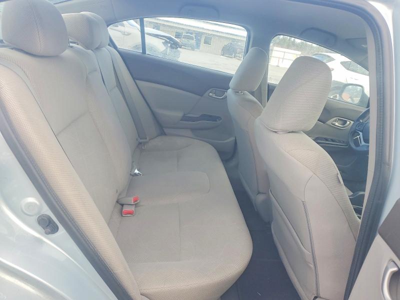 Photo 10 from auction – 2012 HONDA CIVIC with VIN 19XFB2F58CE372717