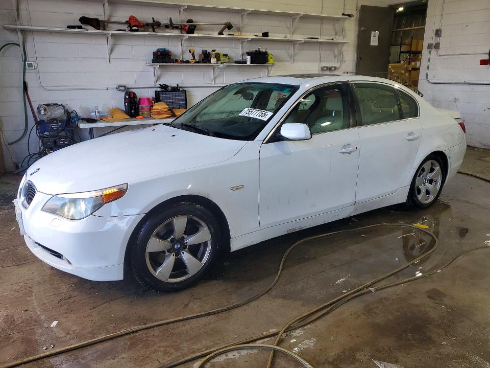 BMW 530 2007 with VIN WBANE73597CM56513 - Photo from auction