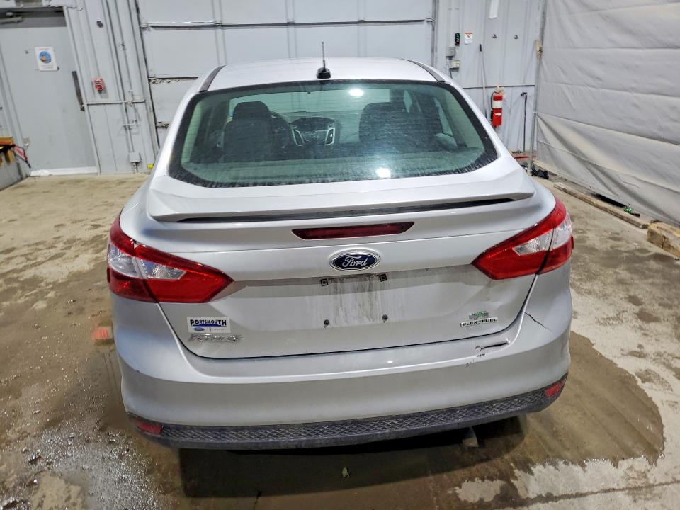 Photo 6 from auction – 2014 FORD FOCUS with VIN 1FADP3F22EL114259