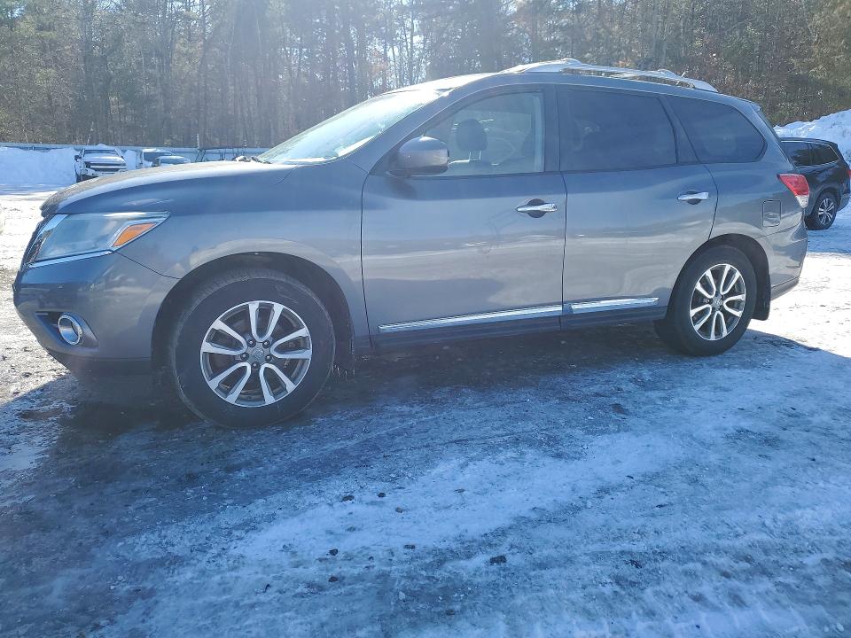 NISSAN PATHFINDER 2015 with VIN 5N1AR2MM2FC648350 - Photo from auction