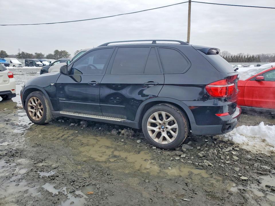 Photo 2 from auction – 2012 BMW X5 with VIN 5UXZV4C55CL758666