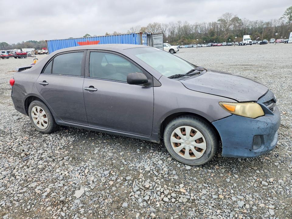 Photo 4 from auction – 2011 TOYOTA COROLLA with VIN JTDBU4EE5BJ100858