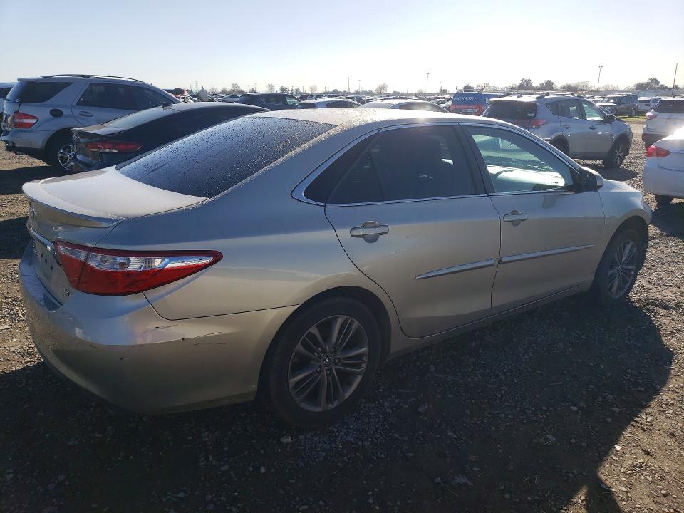Фото 3 с аукциона – 2016 TOYOTA CAMRY с VIN 4T1BF1FK4GU150701