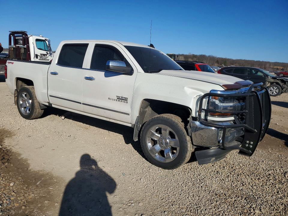 Photo 4 from auction – 2016 CHEVROLET SILVERADO with VIN 3GCUKREC5GG151991