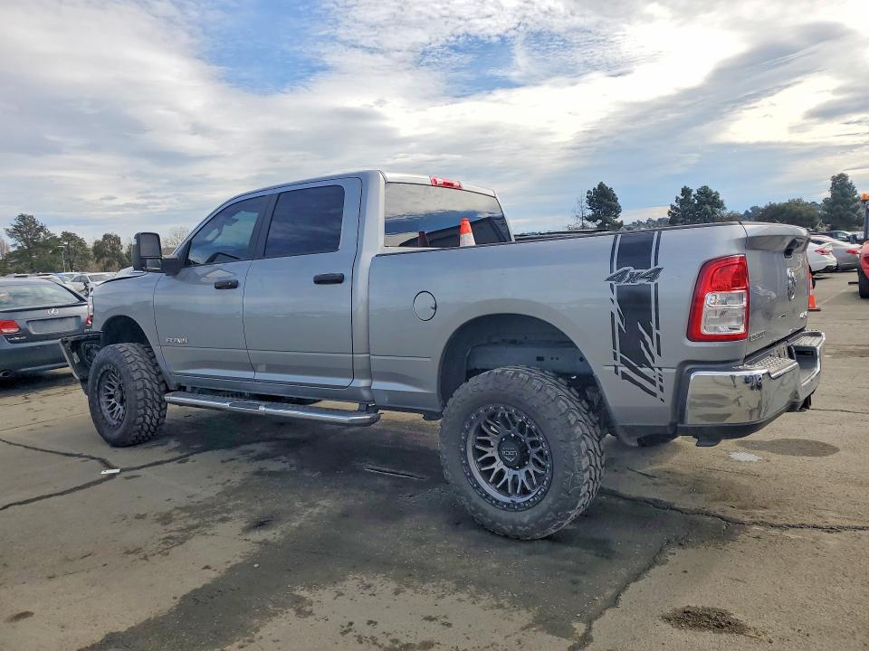 Zdjęcie 2 z aukcji – 2024 RAM 2500 z VIN 3C6UR5DJ8RG354078