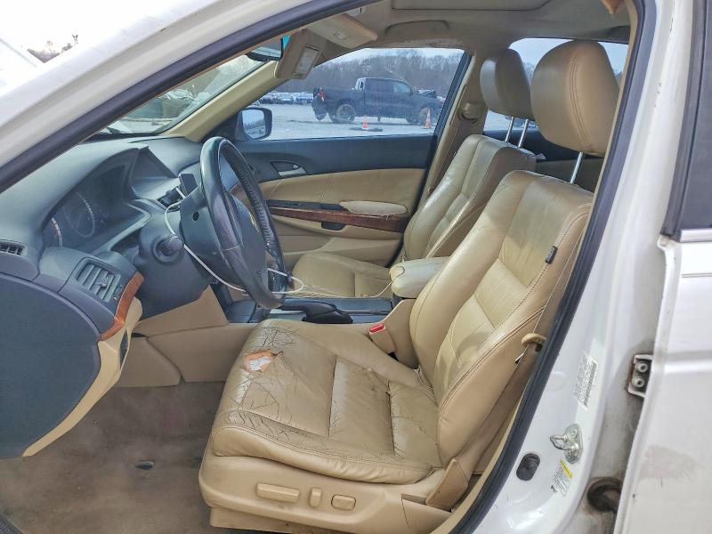 Photo 7 from auction – 2011 HONDA ACCORD with VIN 1HGCP3F87BA026827
