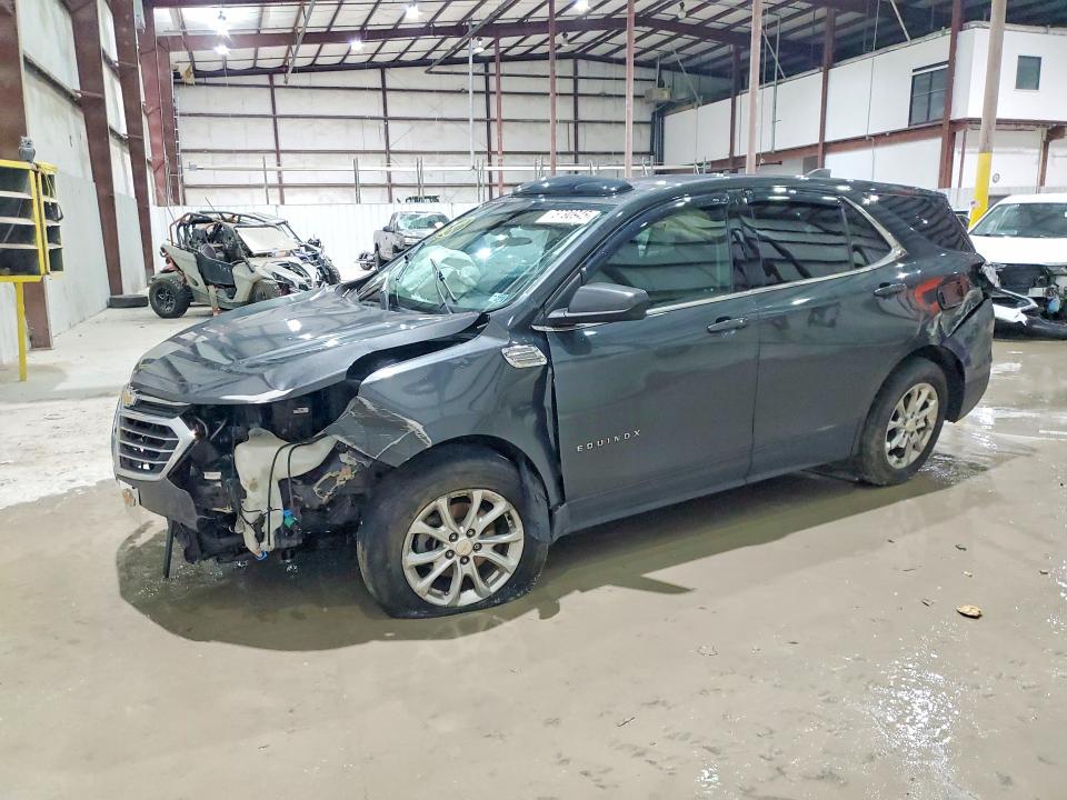 CHEVROLET EQUINOX 2020 with VIN 2GNAXTEV4L6170810 - Photo from auction
