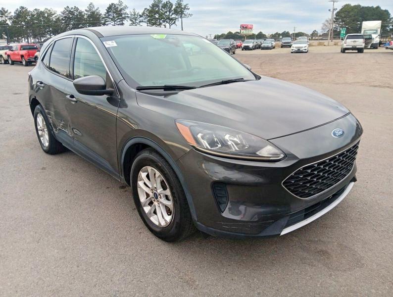 Photo 1 from auction – 2020 FORD ESCAPE SE with VIN 1FMCU0G60LUC41559