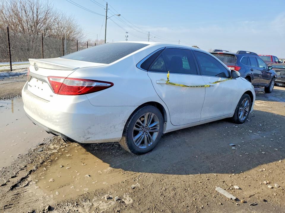 Photo 3 from auction – 2017 TOYOTA CAMRY with VIN 4T1BF1FK2HU454949