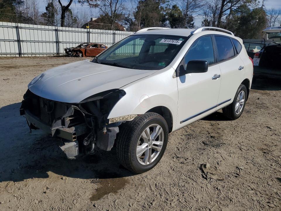 NISSAN ROGUE SELECT 2015 with VIN JN8AS5MTXFW159148 - Photo from auction